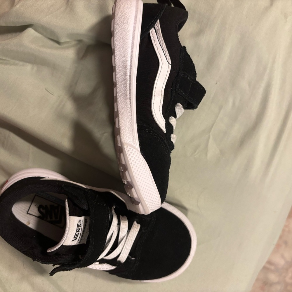 Vans Black and White Sneakers with Classic Style